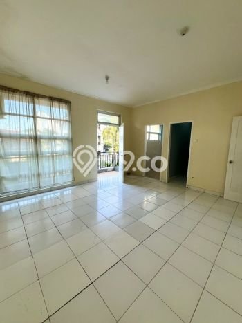 Disewakan! Rumah 3 Kamar Tidur &
3 Kamar Mandi di Kayu Putih, Jakarta Timur Disewakan! Rumah 3 Kamar Tidur &
3 Kamar Mandi di Kayu Putih, Jakarta Timur