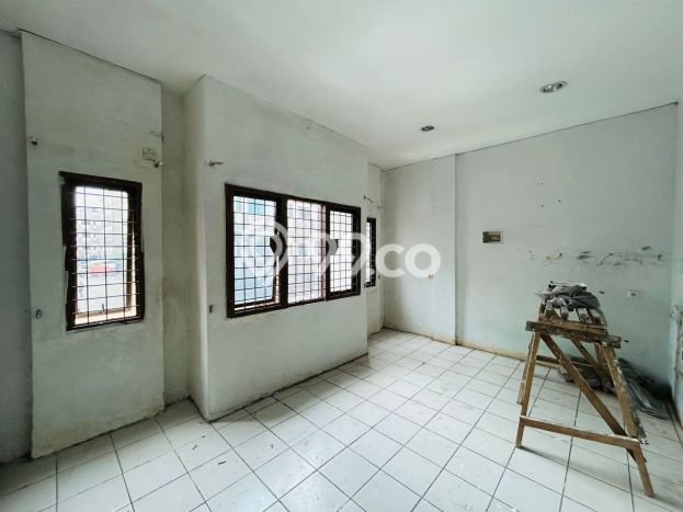 Ruko Bagus Dijual LB 90m2 Lokasi Strategis Jakarta Utara Area Cocok untuk Berbisnis Ruko Bagus Dijual LB 90m2 Lokasi Strategis Jakarta Utara Area Cocok untuk Berbisnis