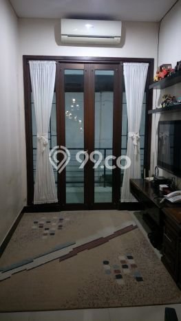For Sale! Luxury House LT 216m2 Desain Modern di Pulomas For Sale! Luxury House LT 216m2 Desain Modern di Pulomas
