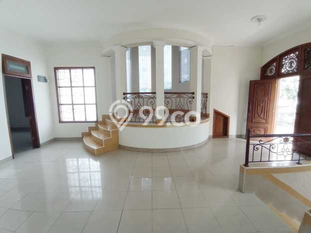 Jarang Ada! Rumah Sewa 5 Kamar Bagus Siap Huni Rawamangun Jarang Ada! Rumah Sewa 5 Kamar Bagus Siap Huni Rawamangun