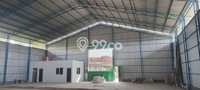 Unit Gudang Dijual di Serang Baru Bekasi Luas Tanah 1433m2, Luas Bangunan 600m2 Unit Gudang Dijual di Serang Baru Bekasi Luas Tanah 1433m2, Luas Bangunan 600m2