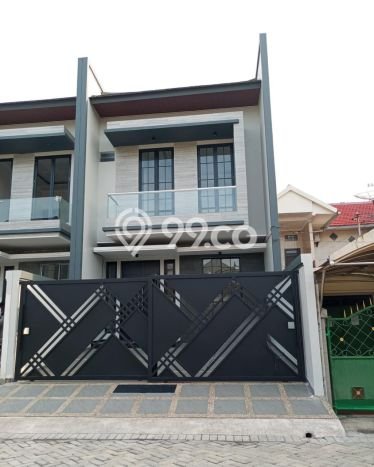 Dijual Hunian Mewah dengan Fasilitas Sekitar Lengkap di Sukolilo, Surabaya Dijual Hunian Mewah dengan Fasilitas Sekitar Lengkap di Sukolilo, Surabaya