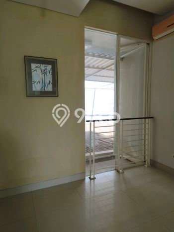 Hot Offer Hunian Mewah Ideal dan Luas di Mulyorejo, Surabaya Hot Offer Hunian Mewah Ideal dan Luas di Mulyorejo, Surabaya