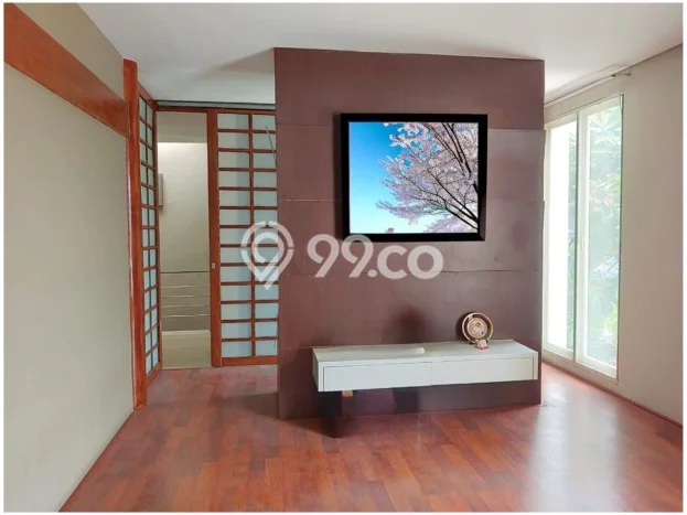BEST PRICE! Rumah Berkualitas di Sambikerep, Luas 160m2m² Bangunan 250m2m² BEST PRICE! Rumah Berkualitas di Sambikerep, Luas 160m2m² Bangunan 250m2m²
