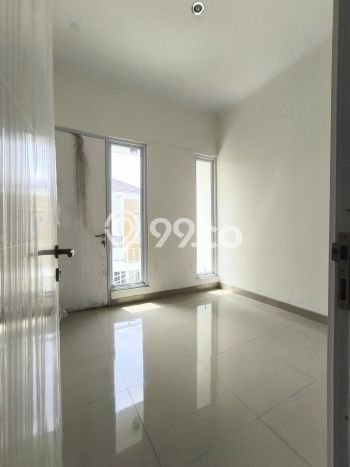 Jual Rumah Minimalis Bagus Punya 3 KT di Serpong Tangerang Selatan SHM Jual Rumah Minimalis Bagus Punya 3 KT di Serpong Tangerang Selatan SHM