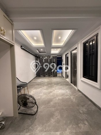 Siap Huni Hunian Elit 5 Kamar di Jagakarsa Dekat ke Mana Pun Siap Huni Hunian Elit 5 Kamar di Jagakarsa Dekat ke Mana Pun