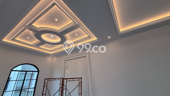 For Sale! Luxury House LT 384m2 Desain Elegan di Cipete For Sale! Luxury House LT 384m2 Desain Elegan di Cipete