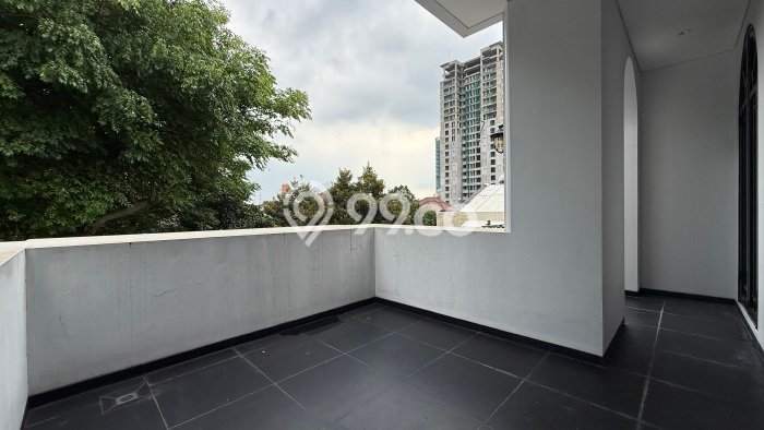 Hunian Elit LB 670m2 Siap Huni Desain Elegan di Fatmawati, Jakarta Selatan Hunian Elit LB 670m2 Siap Huni Desain Elegan di Fatmawati, Jakarta Selatan