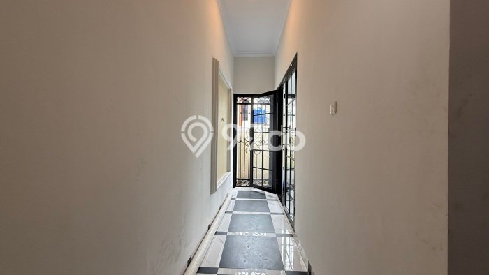 Hunian Cantik Minimalis Lb 160m2 di Cilandak, Jakarta Selatan Hunian Cantik Minimalis Lb 160m2 di Cilandak, Jakarta Selatan