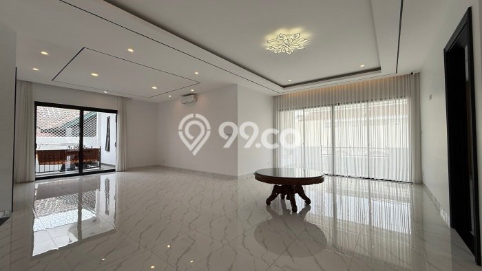 For Sale! Luxury House LT 960m2 Desain Elegan di Pondok Indah For Sale! Luxury House LT 960m2 Desain Elegan di Pondok Indah