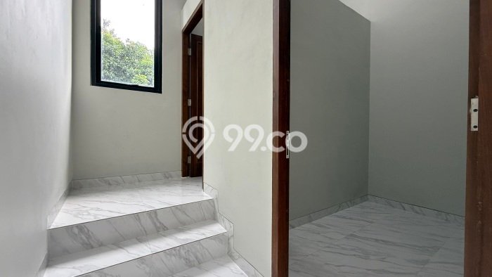 Ready to Use! Premium House LT 307m2 Desain Modern di Pondok Indah Ready to Use! Premium House LT 307m2 Desain Modern di Pondok Indah