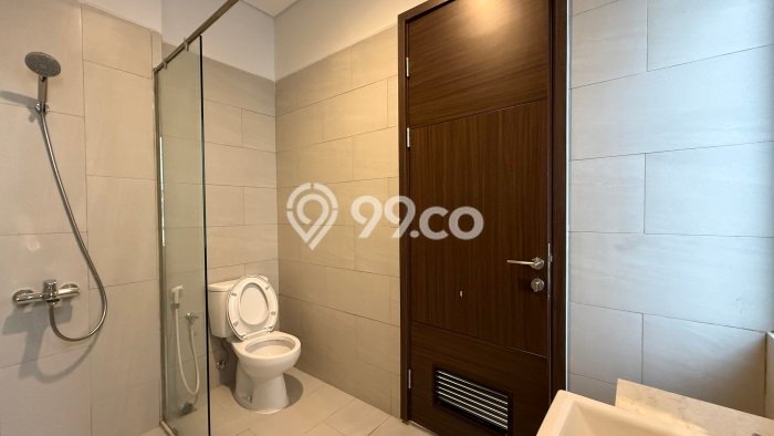 Rumah Elit Modern Tanpa Renovasi di Lebak Bulus Jakarta Selatan Rumah Elit Modern Tanpa Renovasi di Lebak Bulus Jakarta Selatan