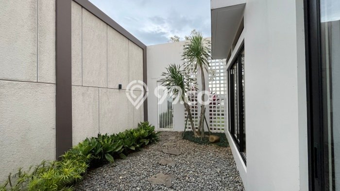 Rumah Modern LB/LT 205m2/240m2 Siap Huni di Sentul City, Bogor Rumah Modern LB/LT 205m2/240m2 Siap Huni di Sentul City, Bogor