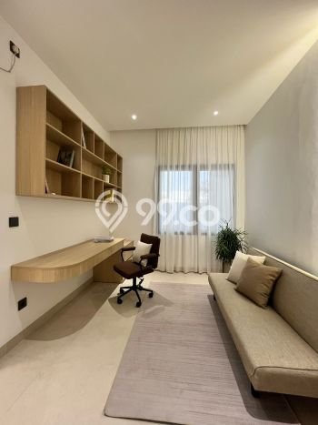 Siap Huni Hunian Elit 5 Kamar di Jagakarsa Dekat ke Mana Saja Siap Huni Hunian Elit 5 Kamar di Jagakarsa Dekat ke Mana Saja