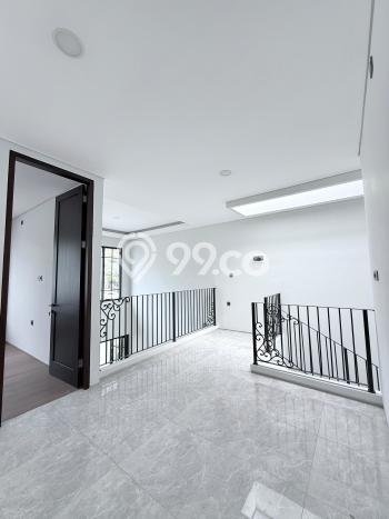 Ready to Use! Premium House LT 169m2 Desain Modern di Cinere Ready to Use! Premium House LT 169m2 Desain Modern di Cinere