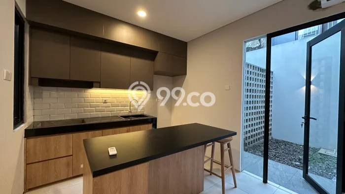 Dijual Rumah Eksklusif 3 KT di Cinere, Jakarta Selatan Dijual Rumah Eksklusif 3 KT di Cinere, Jakarta Selatan