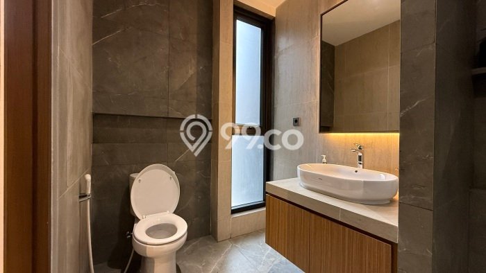 Rumah Luxury Modern Siap Huni di Mampang Jakarta Selatan Rumah Luxury Modern Siap Huni di Mampang Jakarta Selatan