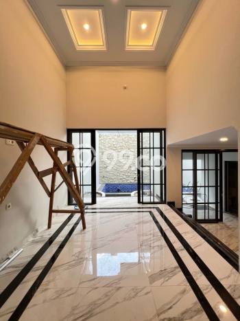 Ready to Use! Luxury House LT 162m2 Desain Elegan di Fatmawati Ready to Use! Luxury House LT 162m2 Desain Elegan di Fatmawati