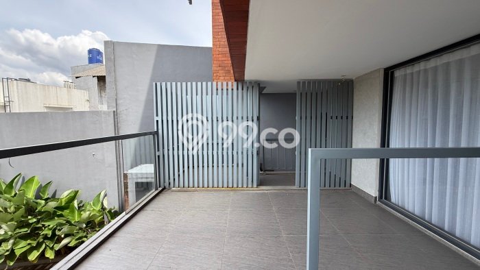 Rumah Modern Cantik 4 KT Siap Huni di Jagakarsa Rumah Modern Cantik 4 KT Siap Huni di Jagakarsa
