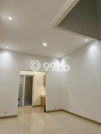 Rumah Modern 5 KT di Cibubur Jakarta Timur Semi Furnished Rumah Modern 5 KT di Cibubur Jakarta Timur Semi Furnished