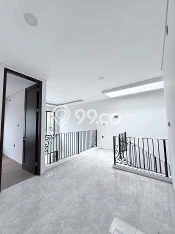 Rumah Modern 5 KT di Cinere Jakarta Selatan Unfurnished Rumah Modern 5 KT di Cinere Jakarta Selatan Unfurnished