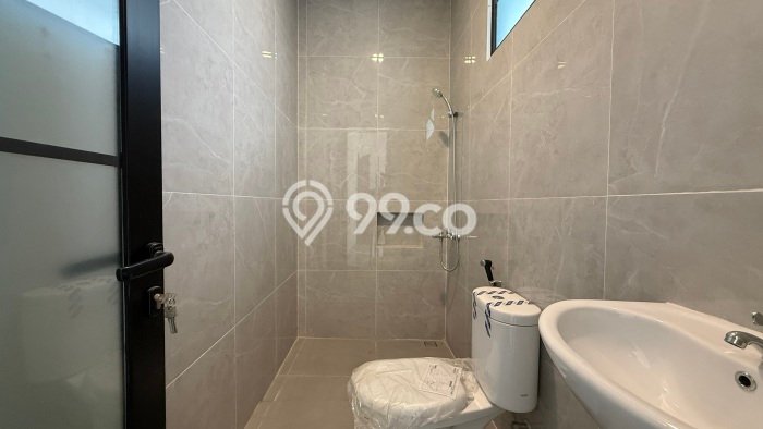 Rumah Modern 4 KT di Cinere Jakarta Selatan Unfurnished Rumah Modern 4 KT di Cinere Jakarta Selatan Unfurnished