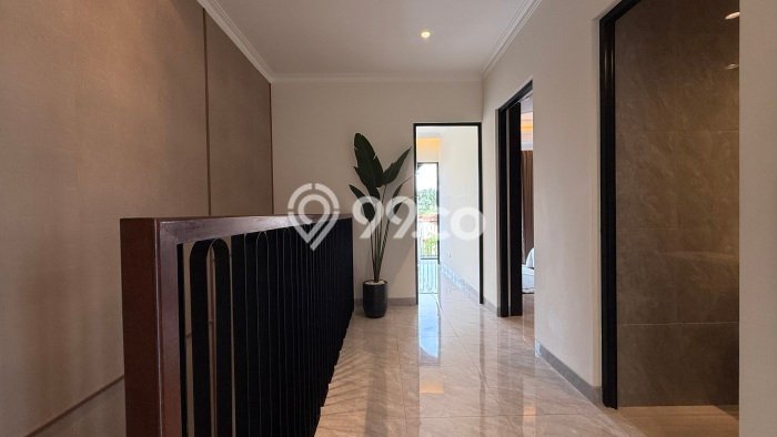 For Sale! Premium House LT 105m2 Desain Elegan di Cibubur For Sale! Premium House LT 105m2 Desain Elegan di Cibubur