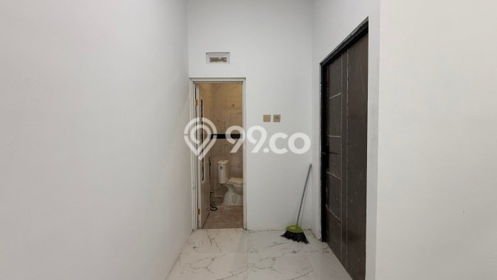 Rumah Strategis Minimalis Lb 90m2 di Jagakarsa, Jakarta Selatan Rumah Strategis Minimalis Lb 90m2 di Jagakarsa, Jakarta Selatan