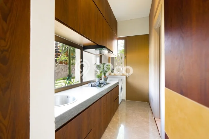 Best Deal Hunian Mewah Ideal dan Luas di Karang Tengah, Tangerang Best Deal Hunian Mewah Ideal dan Luas di Karang Tengah, Tangerang