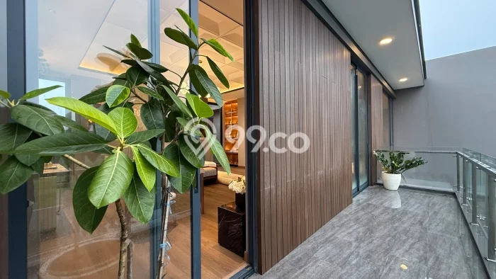 For Sale! Luxury House LT 390m2 Desain Elegan di Cibubur For Sale! Luxury House LT 390m2 Desain Elegan di Cibubur