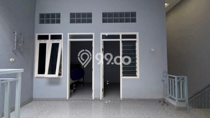 For Sale! Luxury House LT 180m2 Desain Modern di Cinere For Sale! Luxury House LT 180m2 Desain Modern di Cinere