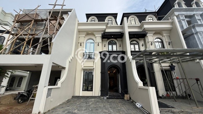 Dijual Rumah Elit Exclusive di Jagakarsa, Jakarta Selatan Dijual Rumah Elit Exclusive di Jagakarsa, Jakarta Selatan