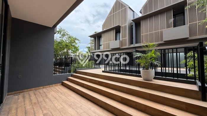 Rumah Eksklusif Siap Huni LT 159m2 di Cilandak, Jakarta Selatan Rumah Eksklusif Siap Huni LT 159m2 di Cilandak, Jakarta Selatan