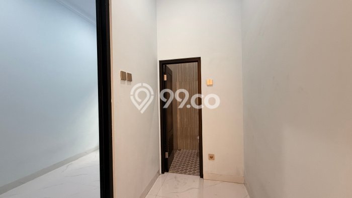 For Sale! Luxury House LT 384m2 Desain Elegan di Cipete For Sale! Luxury House LT 384m2 Desain Elegan di Cipete