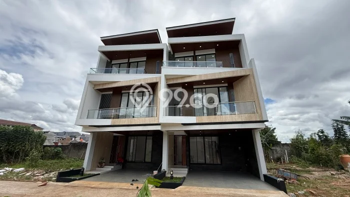 Jual Rumah Bagus Siap Huni LB 228m2 di Cilandak, Jakarta Selatan Jual Rumah Bagus Siap Huni LB 228m2 di Cilandak, Jakarta Selatan