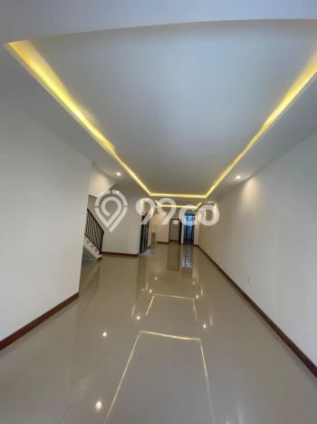 Rumah Modern 5 KT di Cinere Jakarta Selatan Unfurnished Rumah Modern 5 KT di Cinere Jakarta Selatan Unfurnished