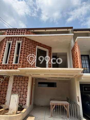 Dijual Rumah 4 Kamar Lokasi Strategis Nyaman dan Strategis di Jagakarsa Dijual Rumah 4 Kamar Lokasi Strategis Nyaman dan Strategis di Jagakarsa