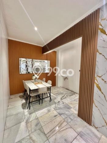 Rumah Modern 5 KT di Cibubur Jakarta Timur Semi Furnished Rumah Modern 5 KT di Cibubur Jakarta Timur Semi Furnished