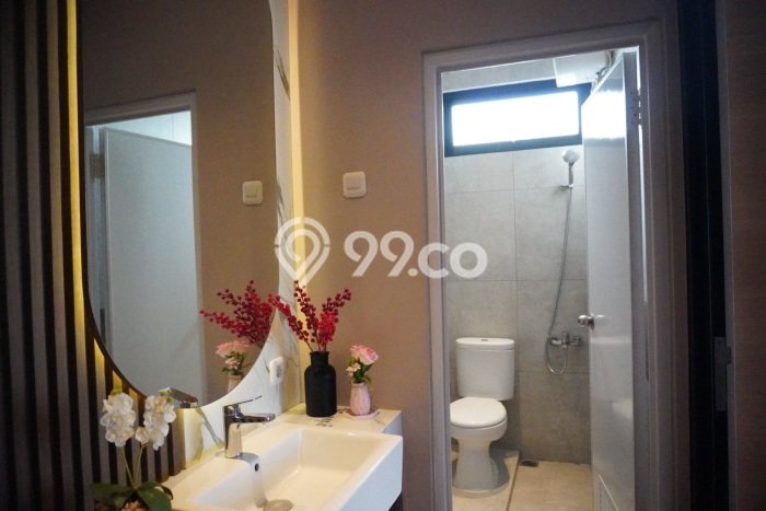 Rumah Strategis Modern Lb 70m2 di Cakung, Jakarta Timur Rumah Strategis Modern Lb 70m2 di Cakung, Jakarta Timur