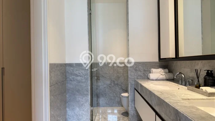 Jual Rumah Luas Megah Dengan View Eksklusif di Pondok Indah, Jakarta Selatan Jual Rumah Luas Megah Dengan View Eksklusif di Pondok Indah, Jakarta Selatan