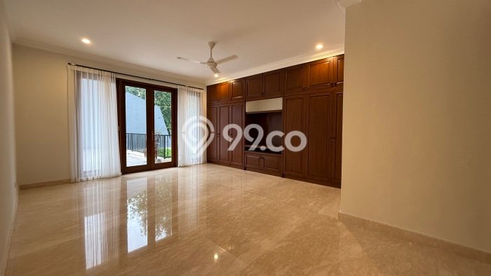 Rumah Luxury Modern Siap Huni di Pejaten Jakarta Selatan Rumah Luxury Modern Siap Huni di Pejaten Jakarta Selatan
