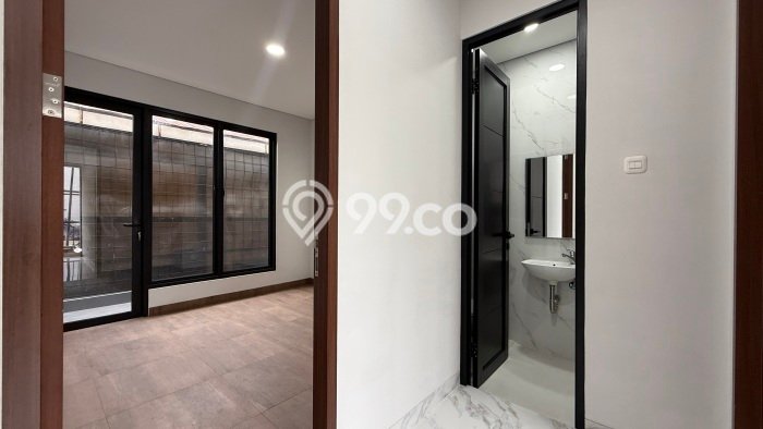 Jual Rumah Bagus Siap Huni LB 64m2 di Cilandak, Jakarta Selatan Jual Rumah Bagus Siap Huni LB 64m2 di Cilandak, Jakarta Selatan