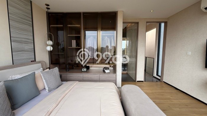 Rumah Luxury Modern Siap Huni di Senopati Jakarta Selatan Rumah Luxury Modern Siap Huni di Senopati Jakarta Selatan