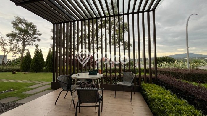 Rumah Elit LB 205m2 Siap Pakai Desain Elegan di Sentul, Bogor Rumah Elit LB 205m2 Siap Pakai Desain Elegan di Sentul, Bogor