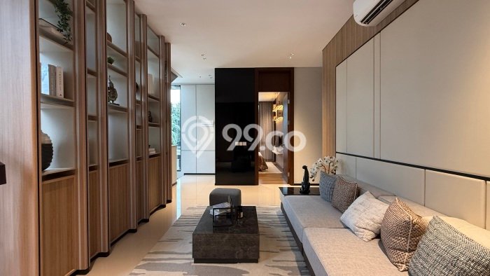 Jual Rumah Mewah Elegan Dengan View Eksklusif di Cibubur, Bekasi Jual Rumah Mewah Elegan Dengan View Eksklusif di Cibubur, Bekasi