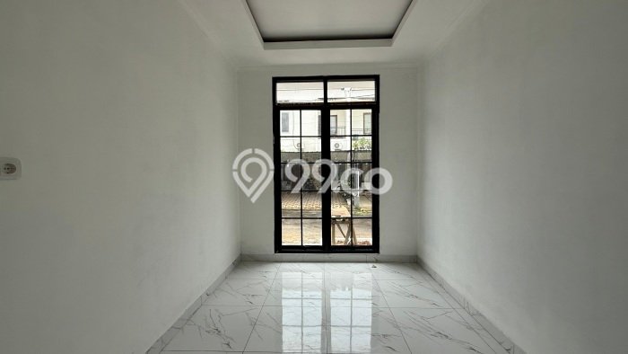 Jual Rumah Eksklusif 3 KT di CIREUNDEU, Tangerang Jual Rumah Eksklusif 3 KT di CIREUNDEU, Tangerang