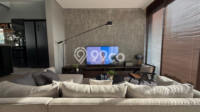 Rumah Eksklusif Siap Huni LT 159m2 di Cilandak, Jakarta Selatan Rumah Eksklusif Siap Huni LT 159m2 di Cilandak, Jakarta Selatan