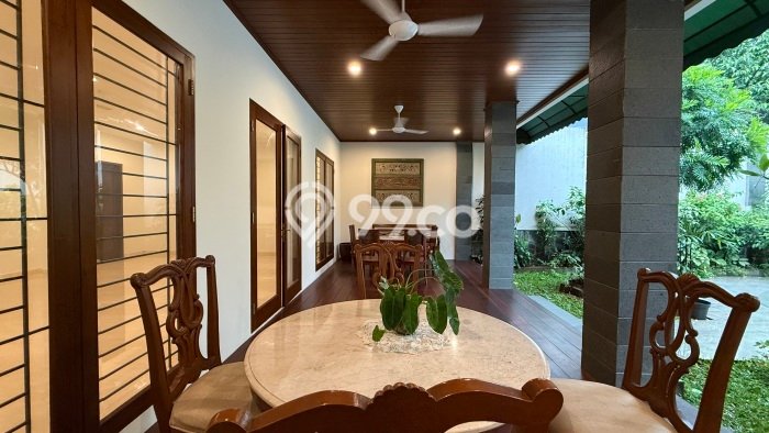 Rumah Luxury Modern Siap Huni di Pejaten Jakarta Selatan Rumah Luxury Modern Siap Huni di Pejaten Jakarta Selatan