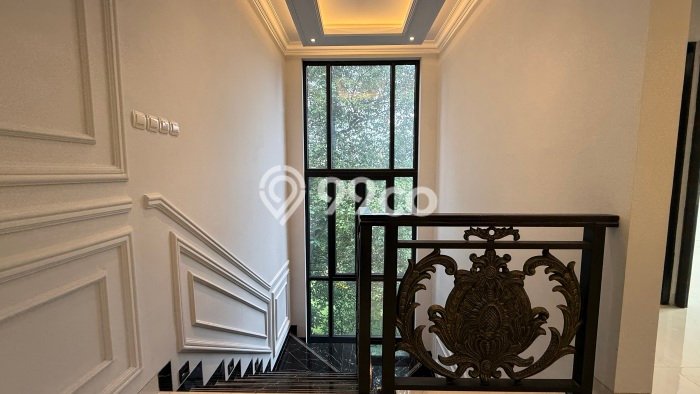 Dijual Rumah Luas Megah Dengan View Eksklusif di Kebagusan, Jakarta Selatan Dijual Rumah Luas Megah Dengan View Eksklusif di Kebagusan, Jakarta Selatan