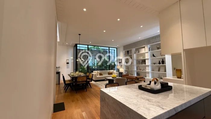 Jual Rumah Luas Megah Dengan View Eksklusif di Pondok Indah, Jakarta Selatan Jual Rumah Luas Megah Dengan View Eksklusif di Pondok Indah, Jakarta Selatan
